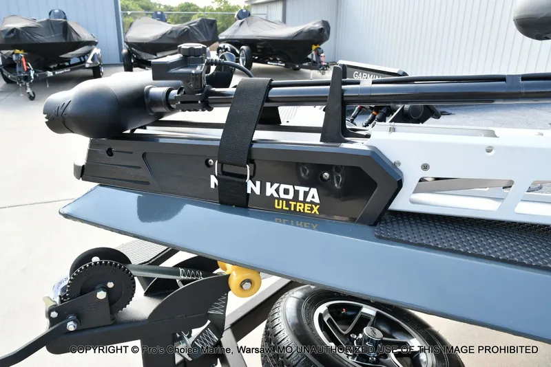 Slide: The Image of Ranger RT198P Cup Garmin Livescope Equipped 2026 - 26