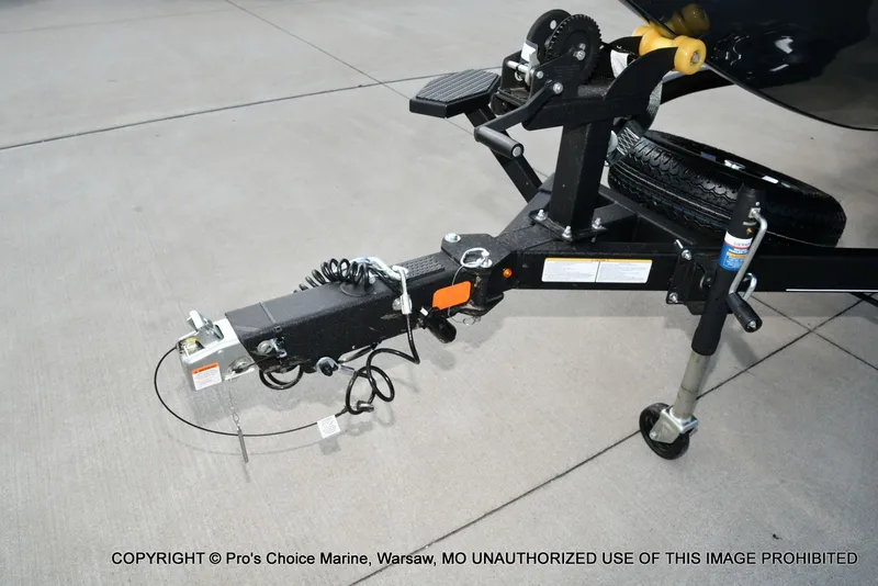 Slide: The Image of Ranger RT198P Cup Garmin Livescope Equipped 2026 - 29