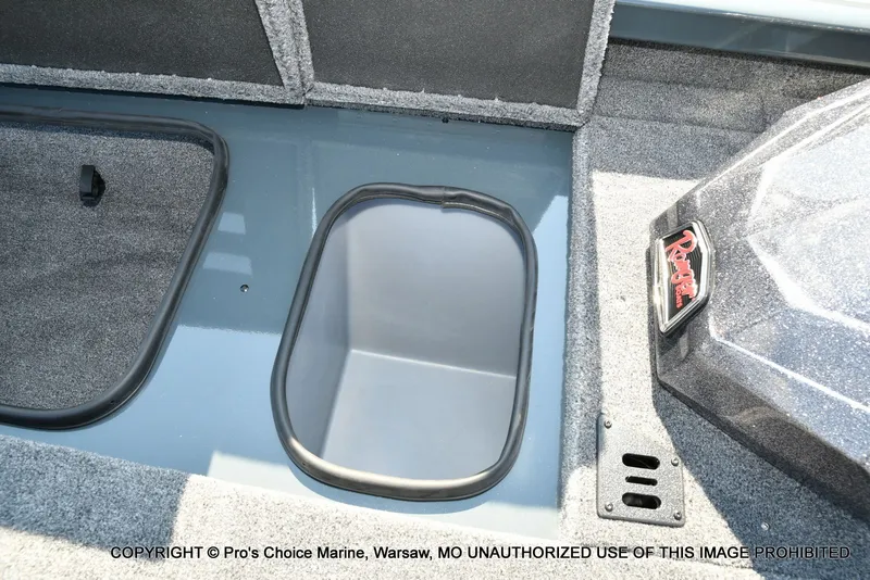 Slide: The Image of Ranger RT198P Cup Garmin Livescope Equipped 2026 - 59