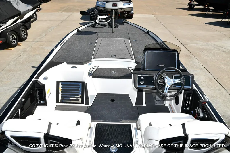 Slide: The Image of Ranger Z521R w/250Hp Pro-XS 2026 - 20