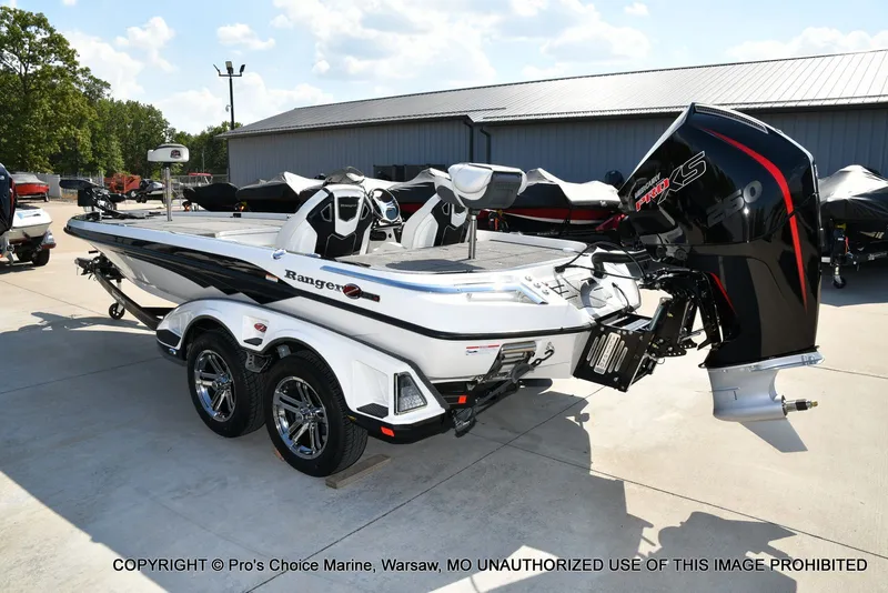 Slide: The Image of Ranger Z521R w/250Hp Pro-XS 2026 - 28