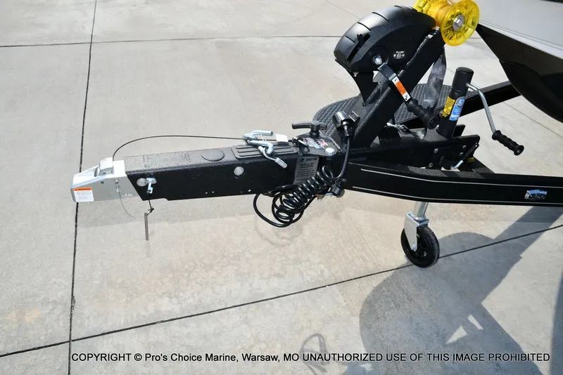 Slide: The Image of Ranger Z521R w/250Hp Pro-XS 2026 - 34