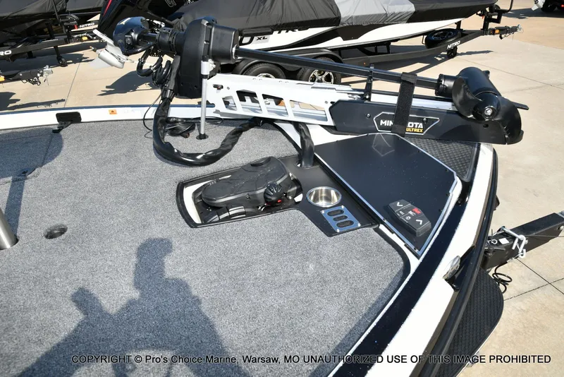 Slide: The Image of Ranger Z521R w/250Hp Pro-XS 2026 - 36