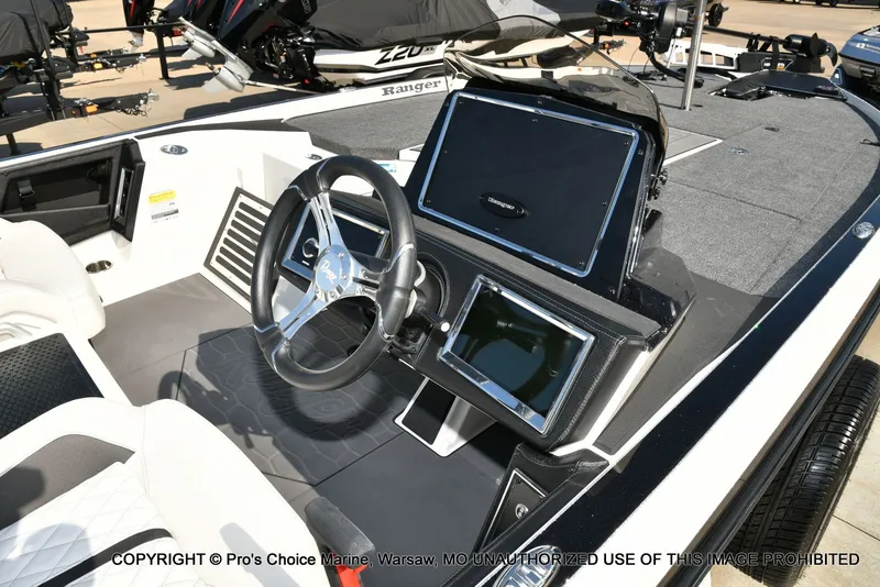 Slide: The Image of Ranger Z521R w/250Hp Pro-XS 2026 - 39
