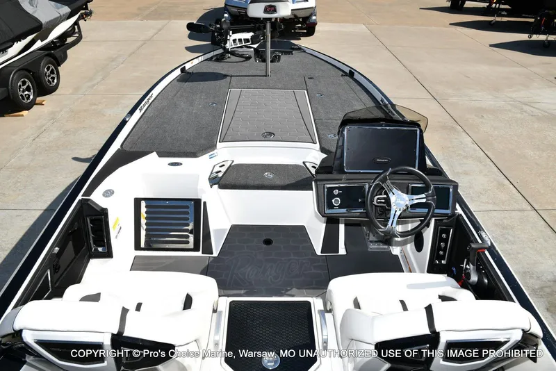 Slide: The Image of Ranger Z521R w/250Hp Pro-XS 2026 - 43