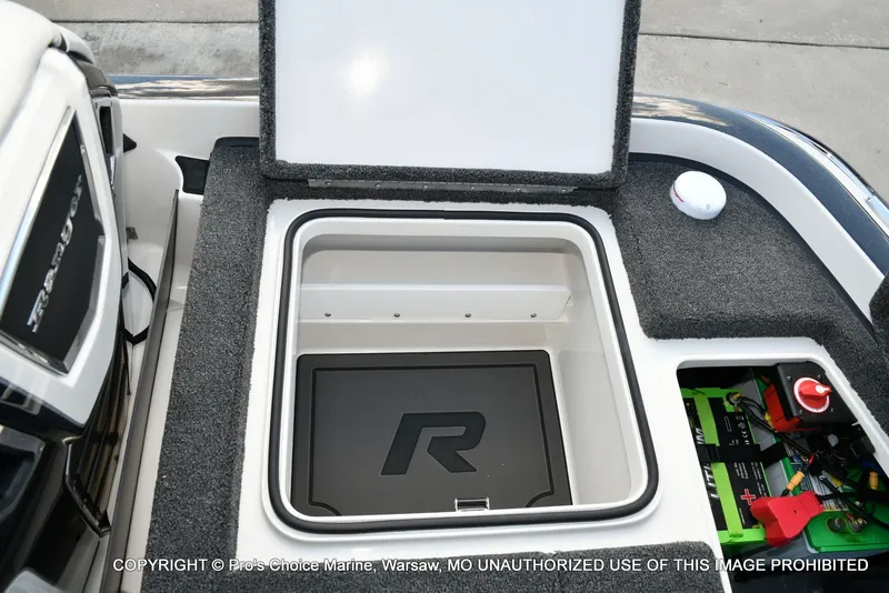 Slide: The Image of Ranger Z521R w/250Hp Pro-XS 2026 - 68