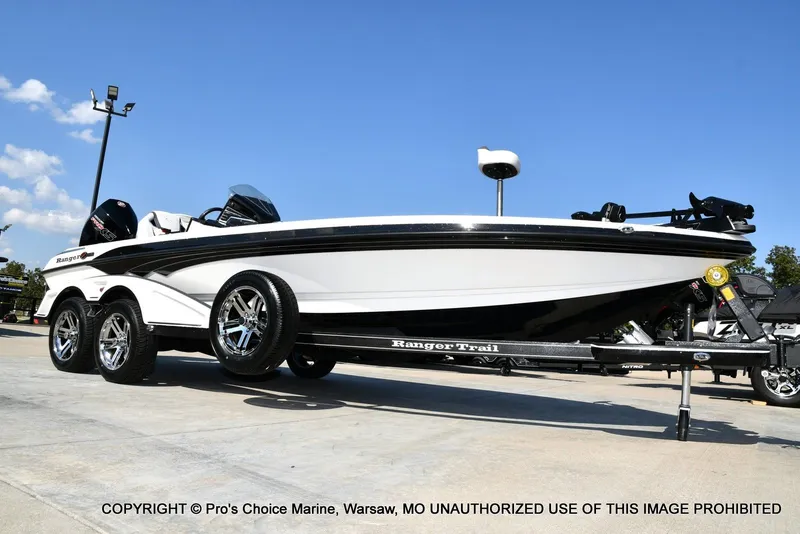 Slide: The Image of Ranger Z521R w/250Hp Pro-XS 2026 - 76