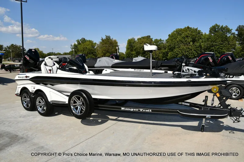 Slide: The Image of Ranger Z521R w/250Hp Pro-XS 2026 - 80