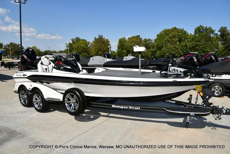 Slide: The Image of Ranger Z521R w/250Hp Pro-XS 2026 - 81
