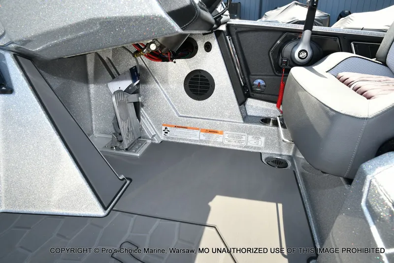 Slide: The Image of Ranger Z521R Traction Mat Interior 2026 - 49
