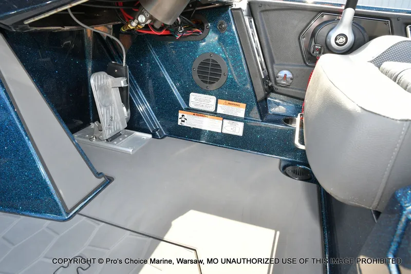 Slide: The Image of Ranger Z521R Traction Mat Interior 2026 - 44