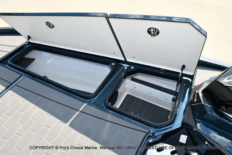 Slide: The Image of Ranger Z521R Traction Mat Interior 2026 - 60