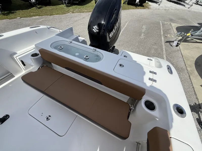 Slide: The Image of Sea Pro 222 Center Console 2026 - 16