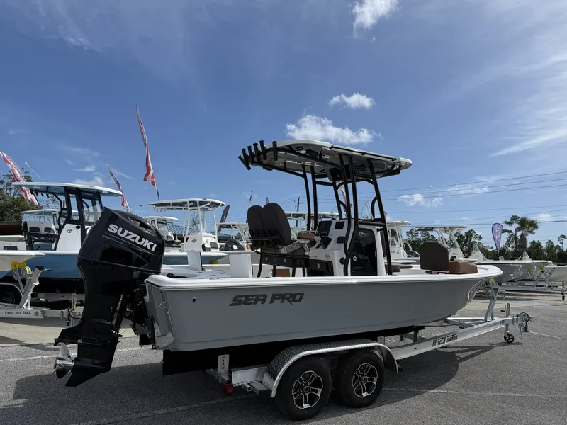 The Image of Sea Pro 230 Bay 2026 - 1