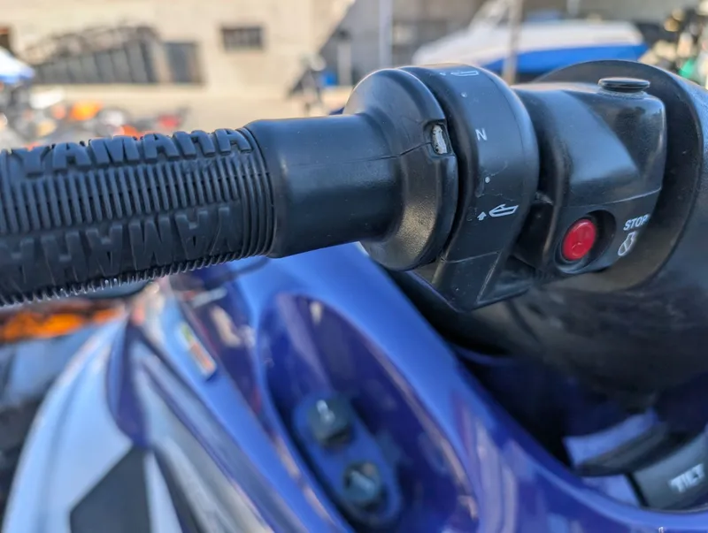 Slide: The Image of Yamaha WaveRunner XLT 1200 2002 - 13