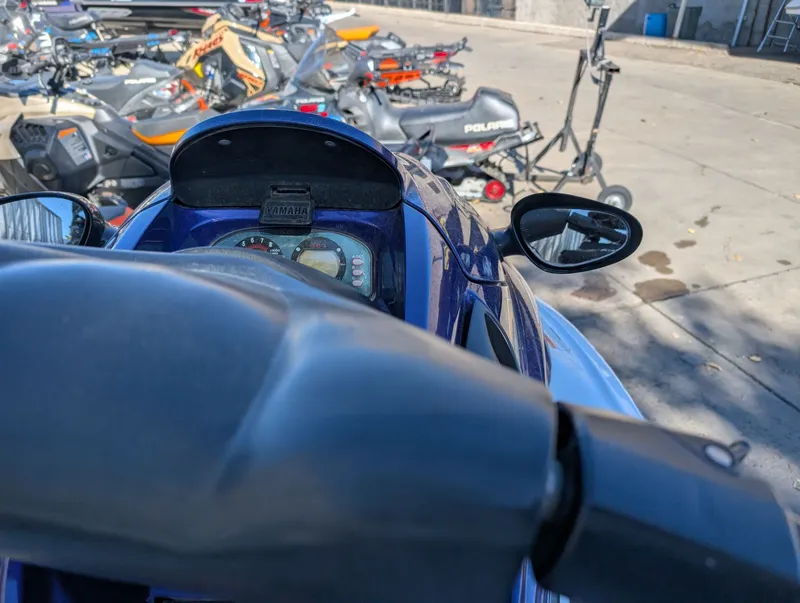 Slide: The Image of Yamaha WaveRunner XLT 1200 2002 - 14