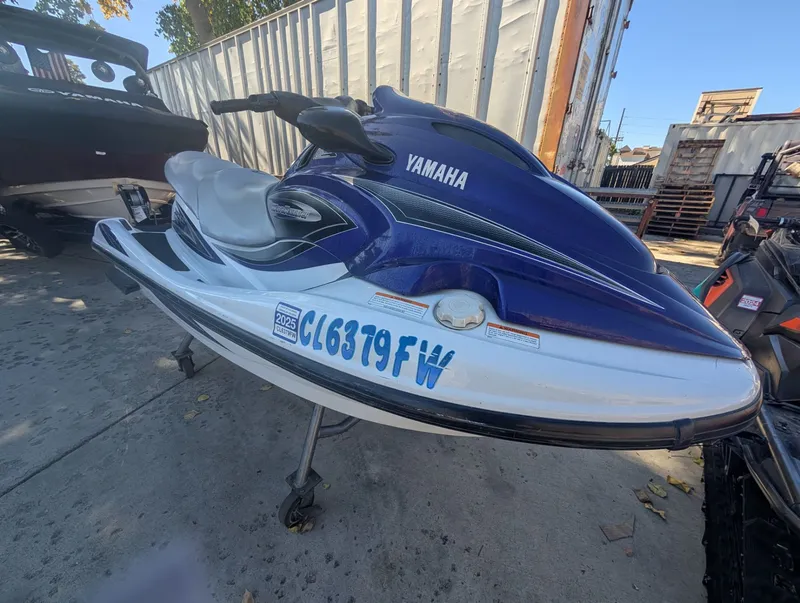 Slide: The Image of Yamaha WaveRunner XLT 1200 2002 - 15