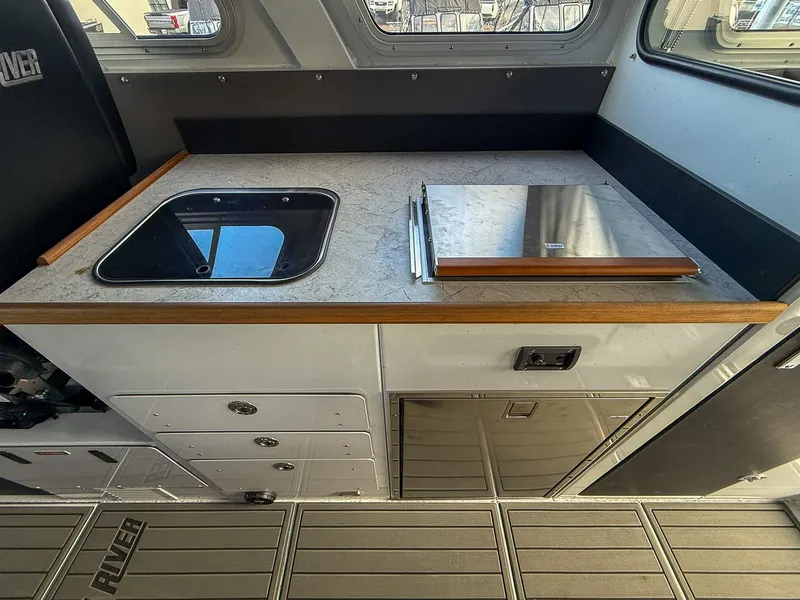 Slide: The Image of North River 3400 EXL Endurance 2026 - 13