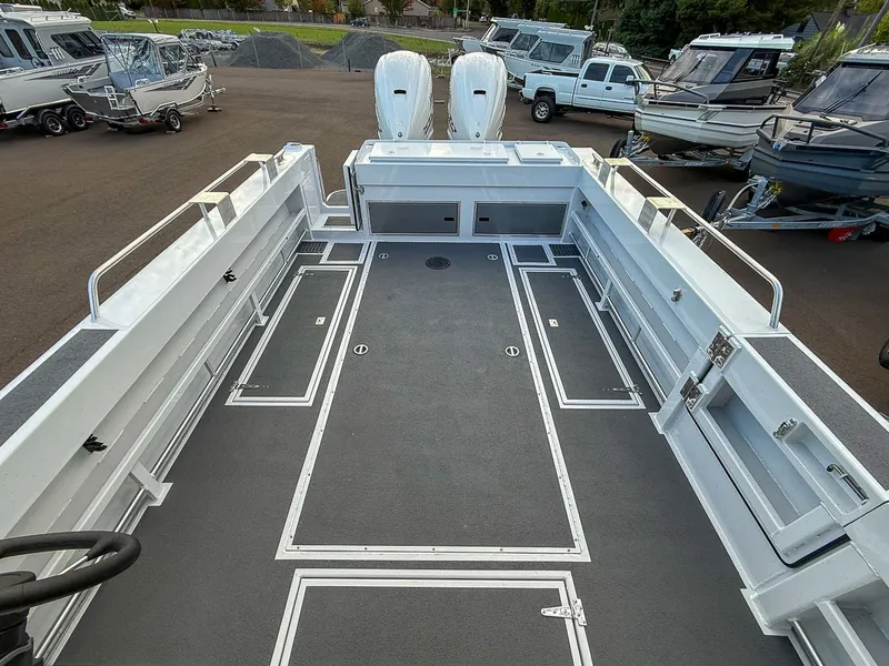 Slide: The Image of North River 3400 EXL Endurance 2026 - 17