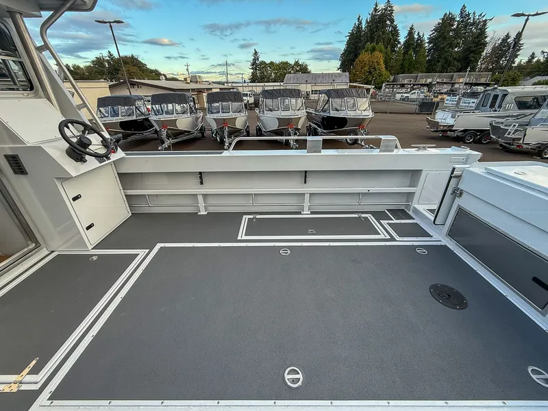 Slide: The Image of North River 3400 EXL Endurance 2026 - 19