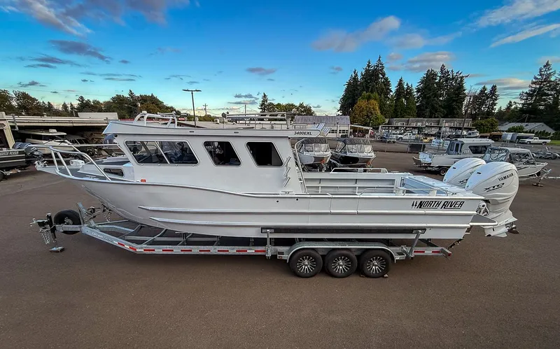 Slide: The Image of North River 3400 EXL Endurance 2026 - 6