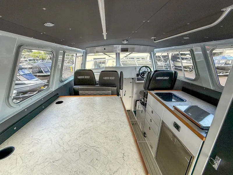 Slide: The Image of North River 3400 EXL Endurance 2026 - 8