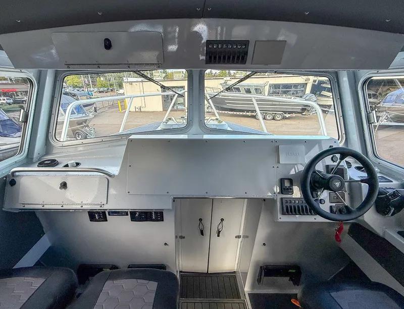 Slide: The Image of North River 3400 EXL Endurance 2026 - 9