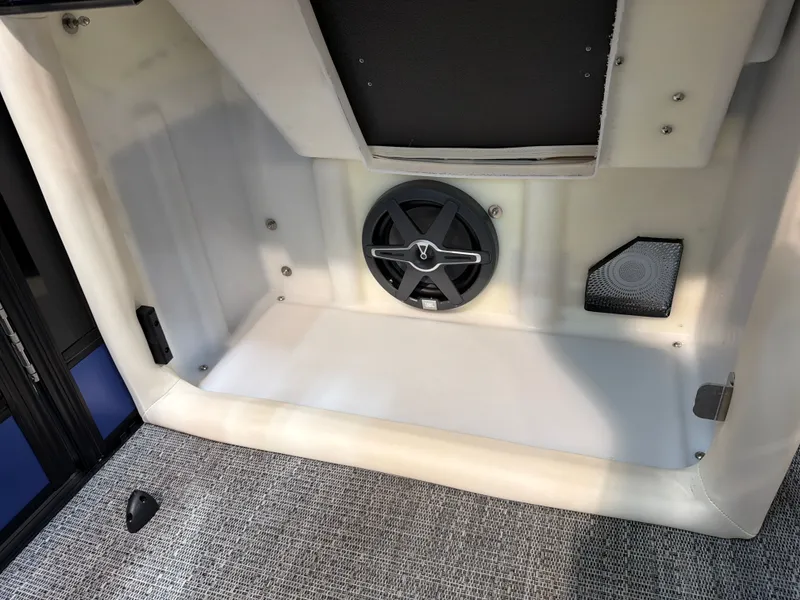 Slide: The Image of Barletta Lusso 25UCA 2026 - 13