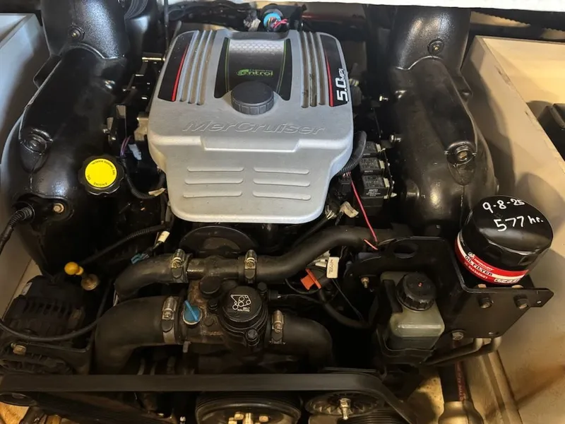 Slide: The Image of Sea Ray SLX 230 2013 - 7