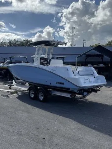 Slide: The Image of Yamaha 255 FSH Sport E 2026 - 6