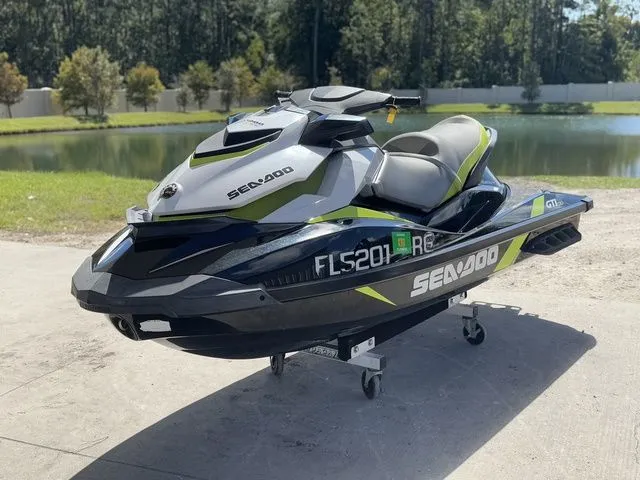 Slide: The Image of Sea-Doo GTI 2017 - 3