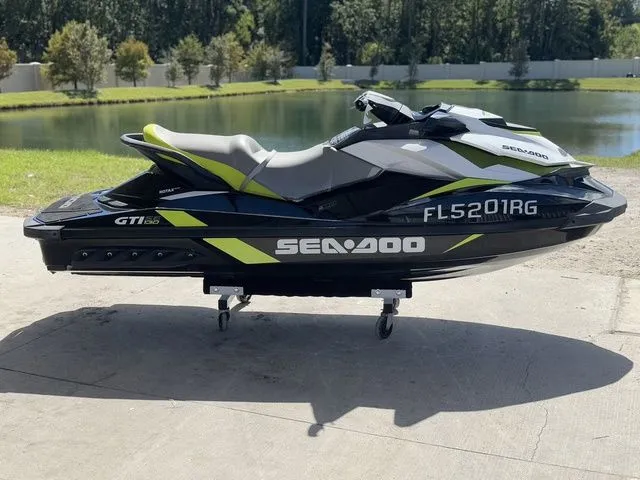 Slide: The Image of Sea-Doo GTI 2017 - 8