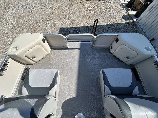 Slide: The Image of G3 228 FC 2010 - 12