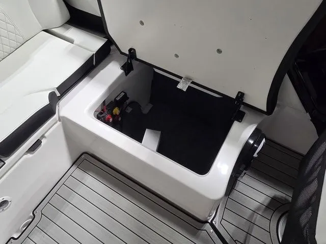 Slide: The Image of Yamaha 252S 2026 - 14