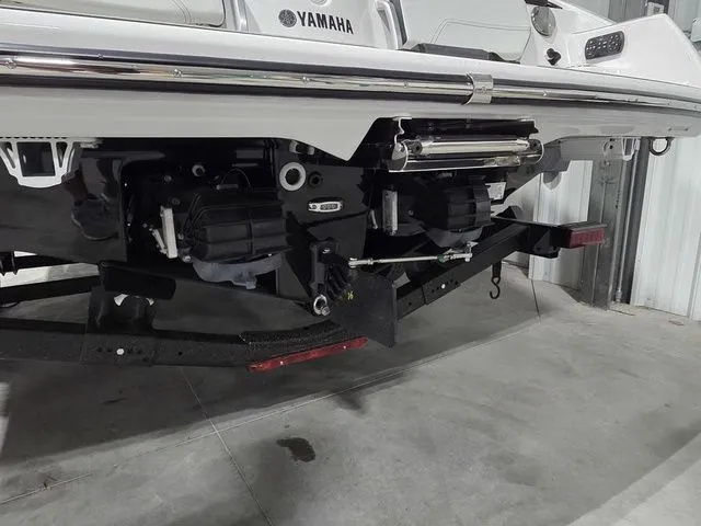 Slide: The Image of Yamaha 252S 2026 - 4