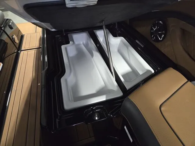 Slide: The Image of Yamaha 275SD 2026 - 13