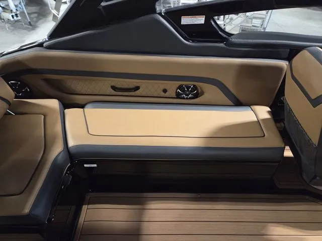 Slide: The Image of Yamaha 275SD 2026 - 15