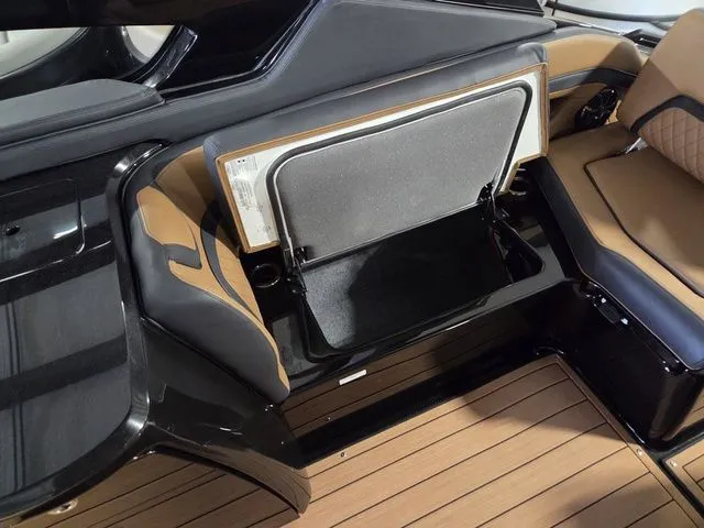 Slide: The Image of Yamaha 275SD 2026 - 17