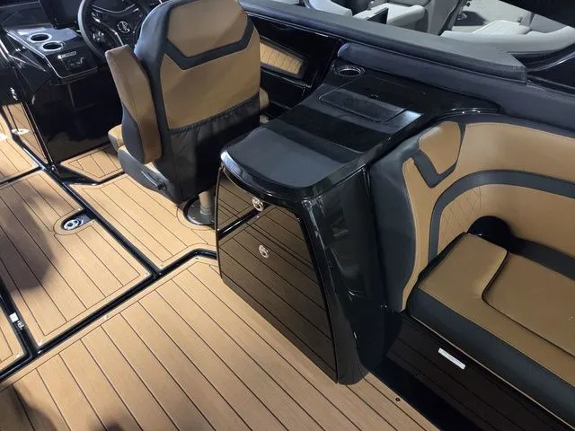 Slide: The Image of Yamaha 275SD 2026 - 18