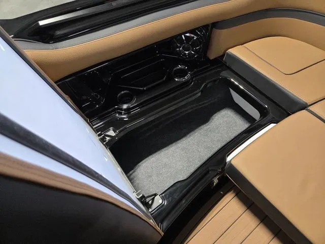 Slide: The Image of Yamaha 275SD 2026 - 33