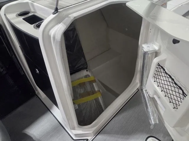 Slide: The Image of Yamaha SX250 2026 - 14