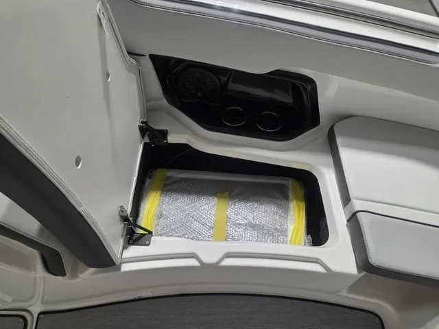 Slide: The Image of Yamaha SX250 2026 - 21