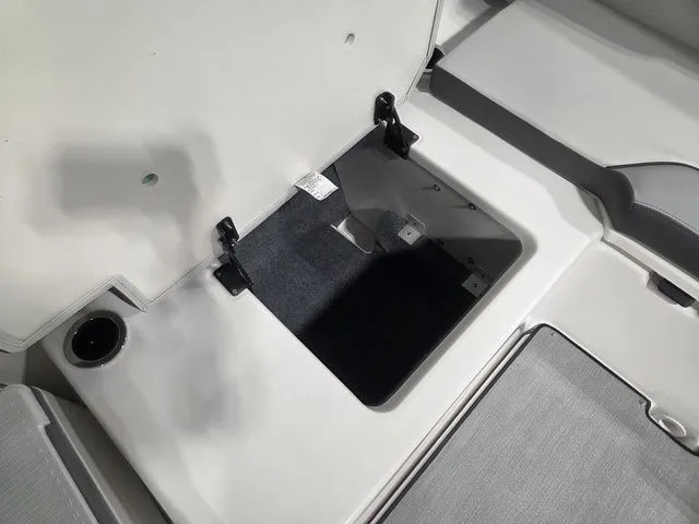 Slide: The Image of Yamaha SX250 2026 - 8