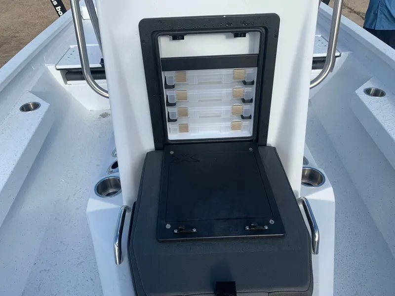 Slide: The Image of Xpress H20B HYPER-LIFT BAY 2026 - 6