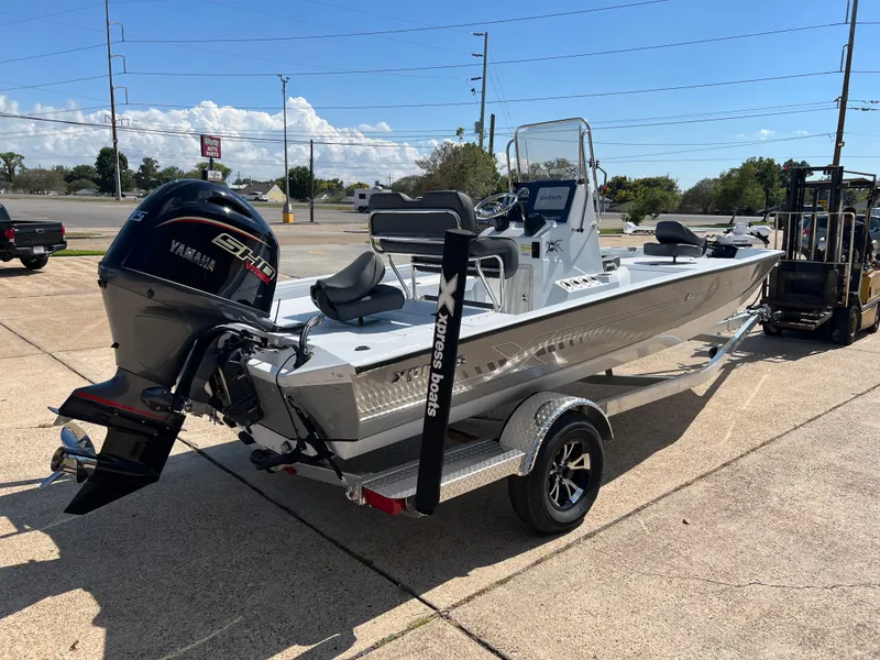 Slide: The Image of Xpress H20B HYPER-LIFT BAY 2026 - 4