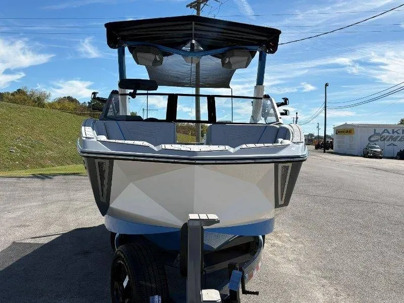 Slide: The Image of Nautique G25 2026 - 23