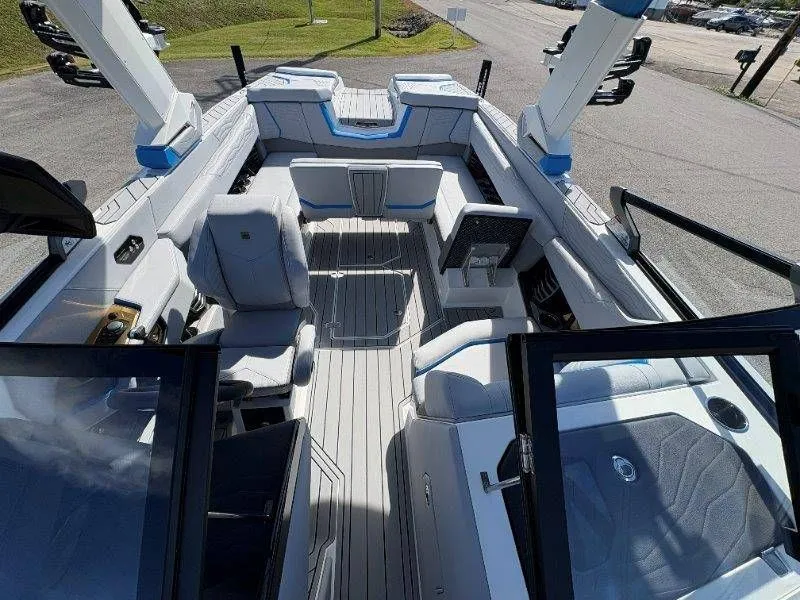 Slide: The Image of Nautique G25 2026 - 43