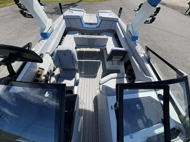 Slide: The Image of Nautique G25 2026 - 49