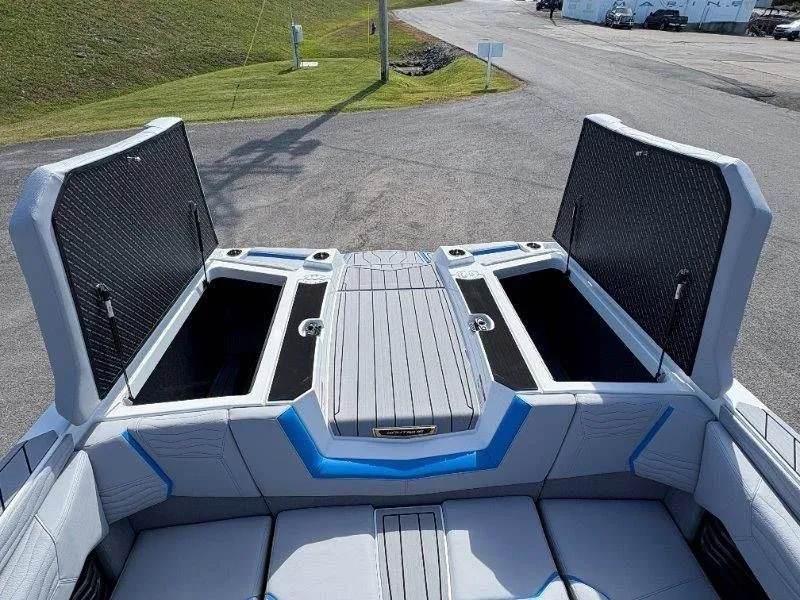 Slide: The Image of Nautique G25 2026 - 91