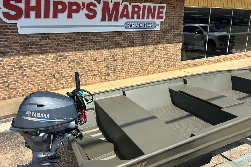 The Image of 2025 WeldBilt 1648 boat with Yamaha motor at Shipp's Marine store. - 0